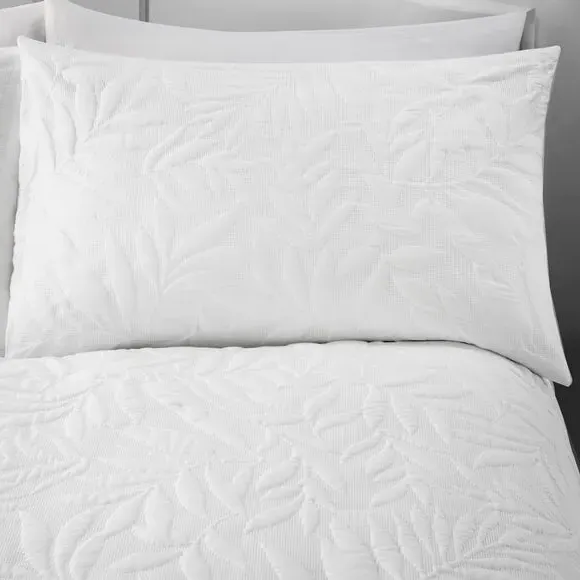 3D Floral Duvet Cover Set - White, Polyester