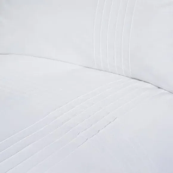 Duvet Cover Set with Pin-Tuck Detail - White