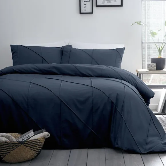 Duvet Cover Set with Pleated Detail - Navy image