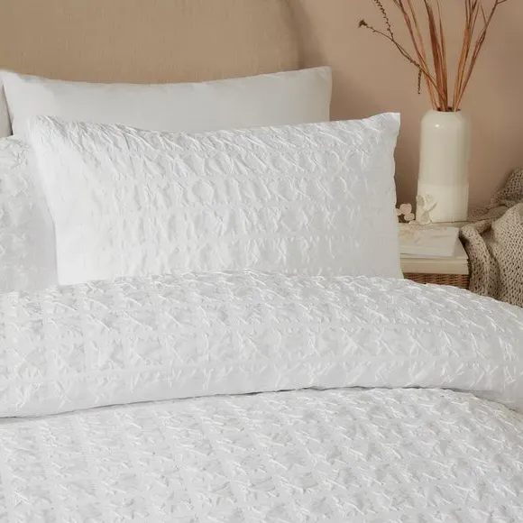Embossed Grid Duvet Cover Set - White, Polyester