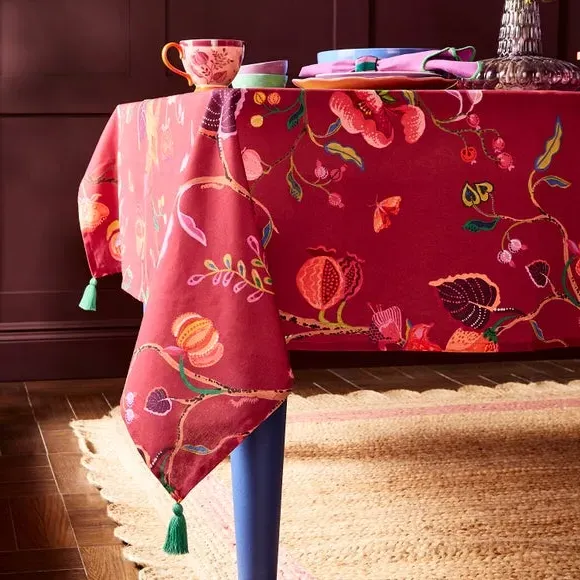 Jacobean Tablecloth - Red, Cotton