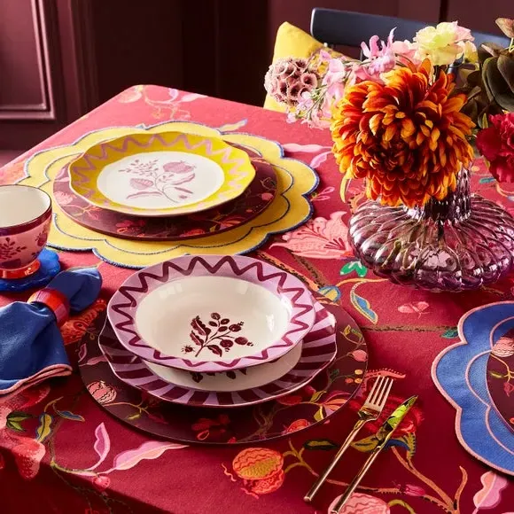 Pasta Bowl with Scalloped Edge - Pomegranate, Fine China