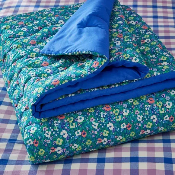 Petal Meadow Bedspread - Multicolor, Cotton