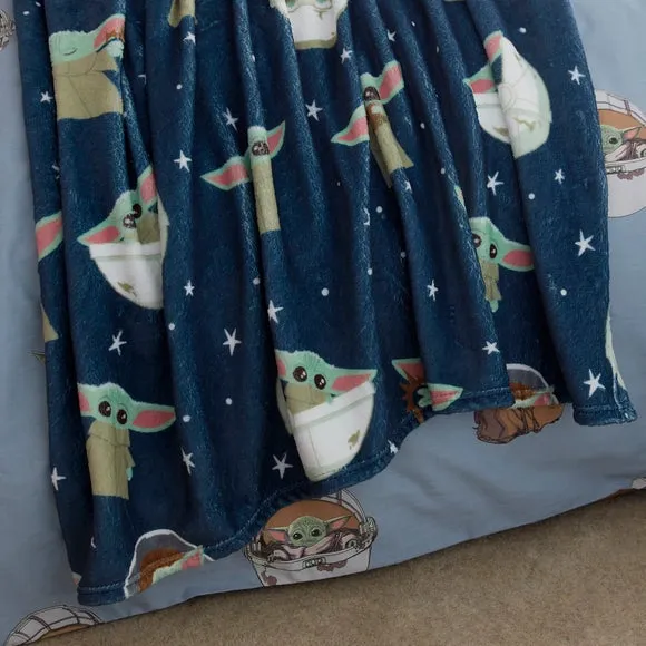 Fleece Blanket with Character Design - Green image