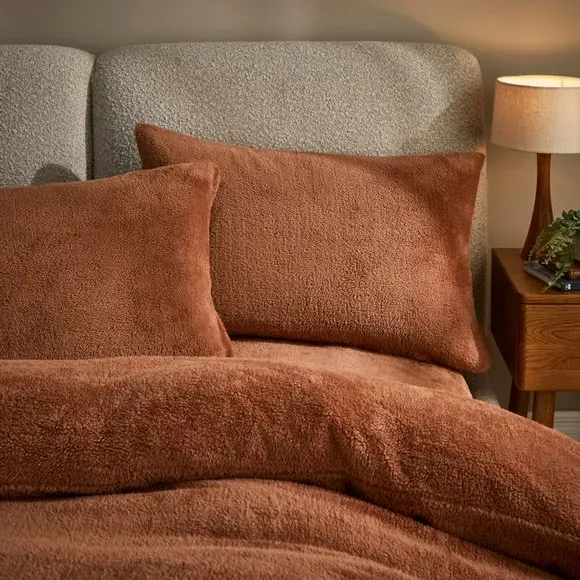 2-Pack Standard Pillowcases - Bronze, Teddy image