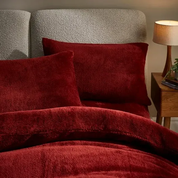 2-Pack Standard Pillowcases - Redwood, Teddy