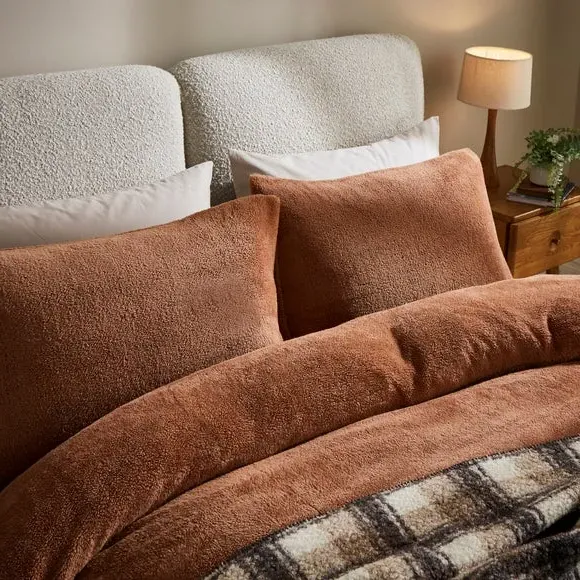 Duvet Cover and Pillowcase Set - Bronze, Polyester