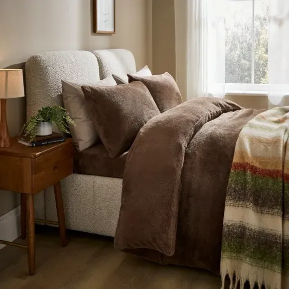 Duvet Cover and Pillowcase Set - Fawn, Polyester