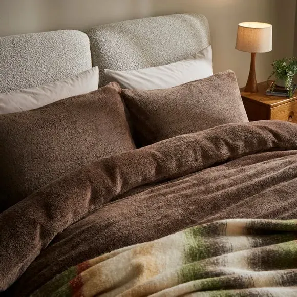 Duvet Cover and Pillowcase Set - Fawn, Polyester