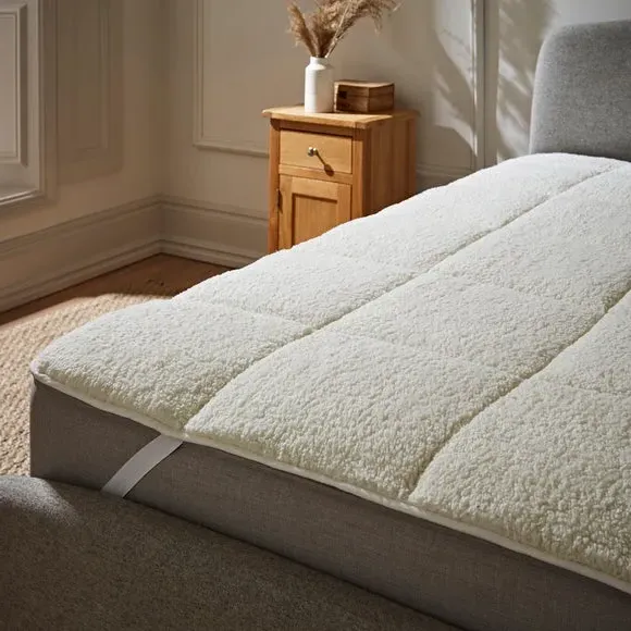 Reversible Mattress Topper - White, Teddy Fleece