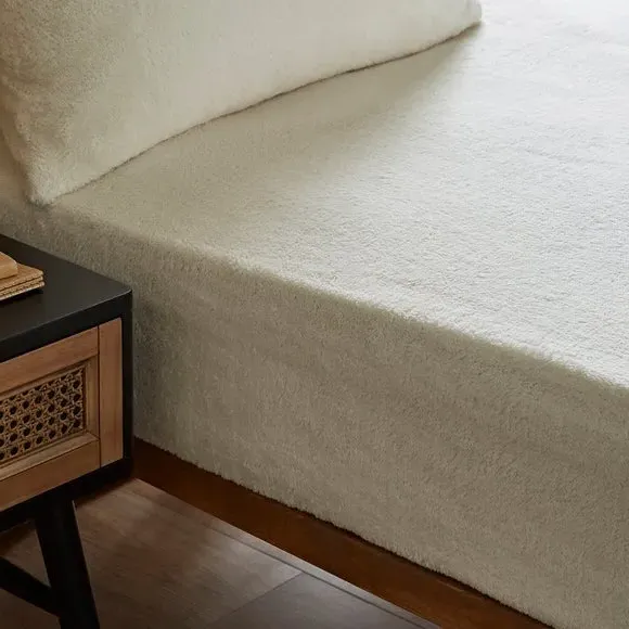 Teddy Fitted Sheet - Cream, Polyester
