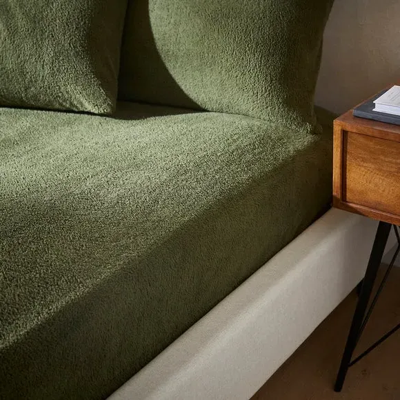 Teddy Fitted Sheet - Olive, Polyester