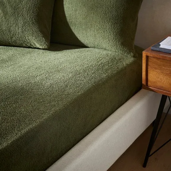 Teddy Fitted Sheet - Olive, Polyester