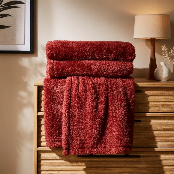 Throw Blanket with Shaggy Texture - Redwood, Teddy