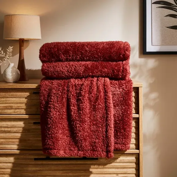 Throw Blanket with Shaggy Texture - Redwood, Teddy