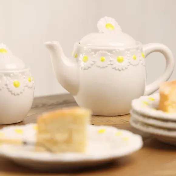 Sugar Bowl with Daisy Pattern - White, Ceramic