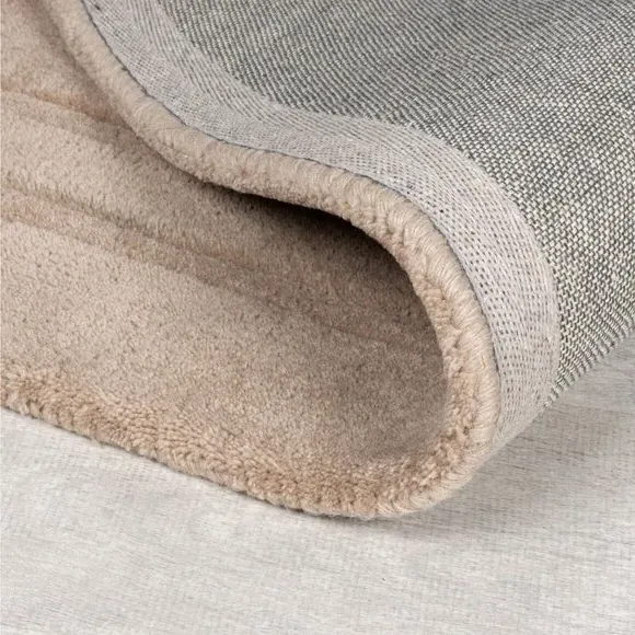 Curved Rug Handcrafted - Pebble, New Zealand Wool