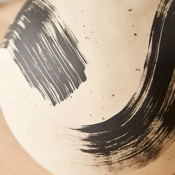 Curved Vase with Brush Stroke - Cream, Ceramic