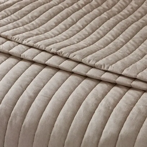Quilted Bedspread - Natural, Recycled Cotton