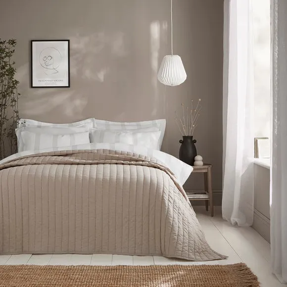 Quilted Bedspread - Natural, Recycled Cotton image