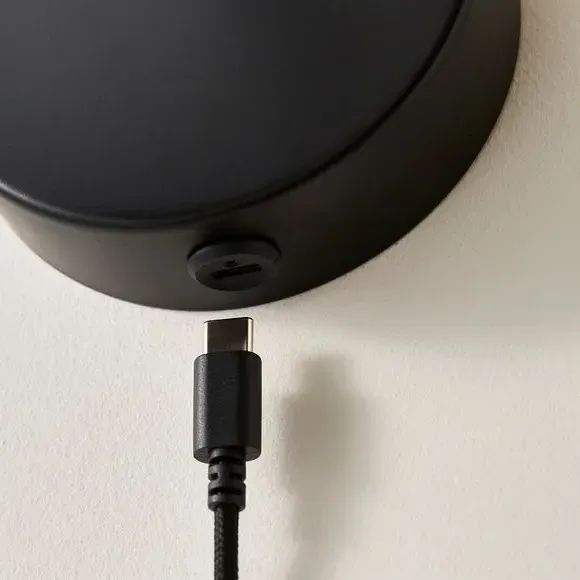 Rechargeable LED Wall Light Touch Dimmable - Black