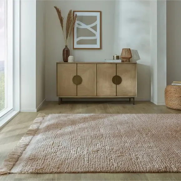 Shaggy Rug with Tassels - Fawn, New Zealand Wool image
