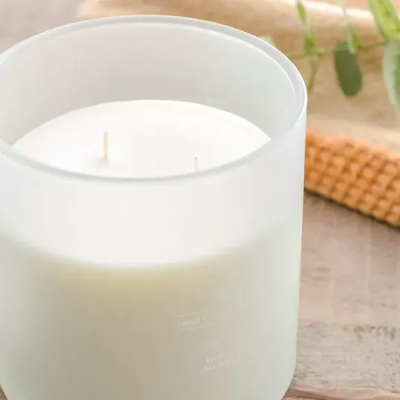 XL Multi Wick Candle - White, Glass