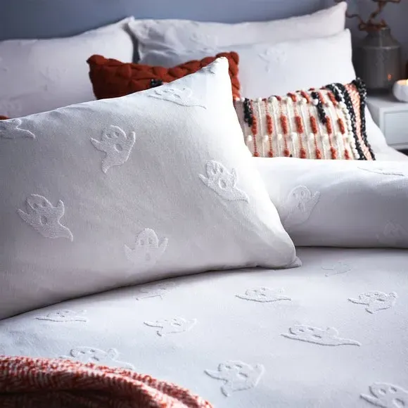 Ghost Tufted Duvet Cover Set - White, Cotton