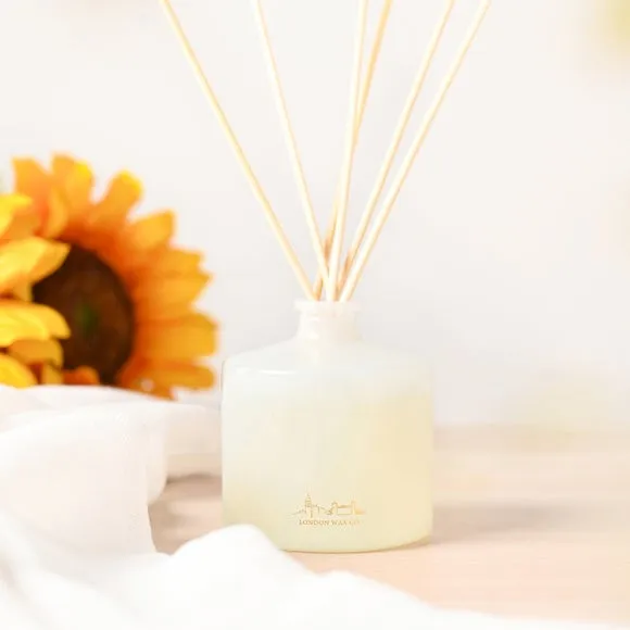 Reed Diffuser Floral Fields - White, Glass image