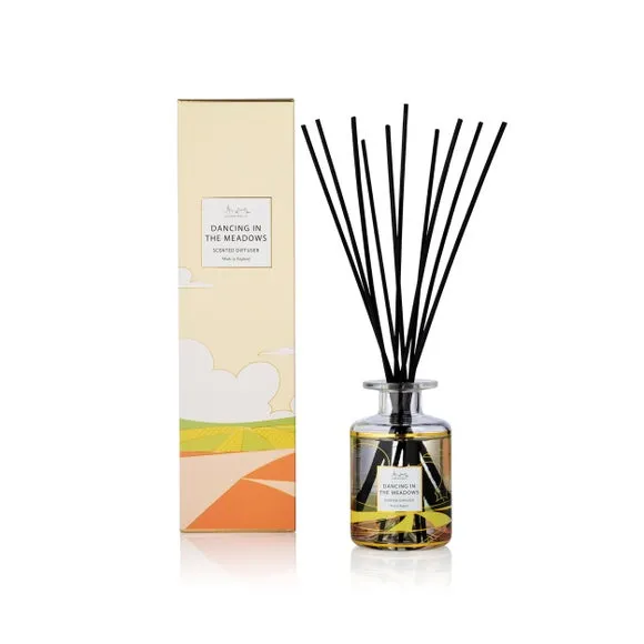 Reed Diffuser with Wooden Reeds - Multicolor