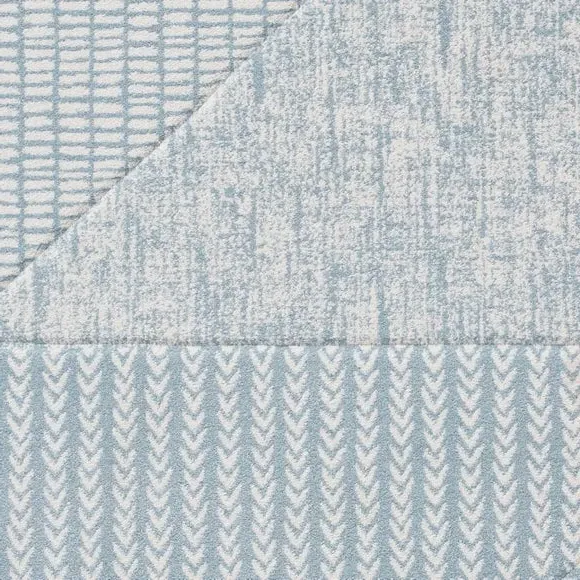 Hand-Carved Rug with Boho Pattern - Blue