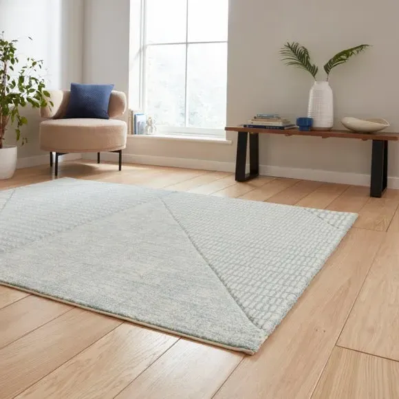 Hand-Carved Rug with Boho Pattern - Blue