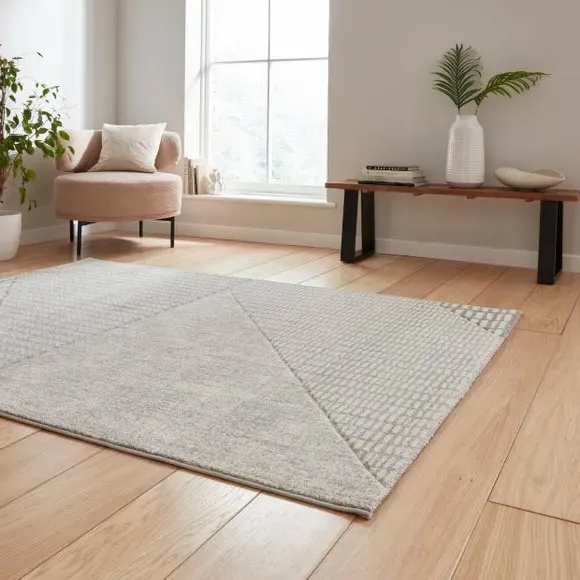 Hand-Carved Rug with Boho Pattern - Grey