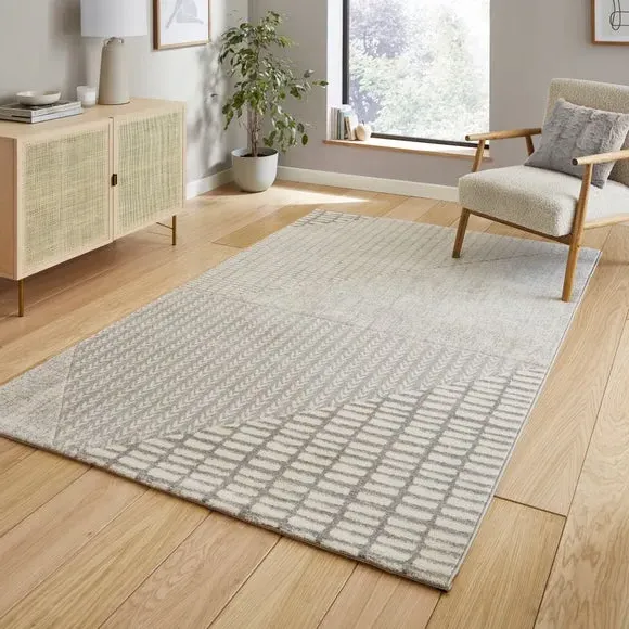 Hand-Carved Rug with Boho Pattern - Grey image