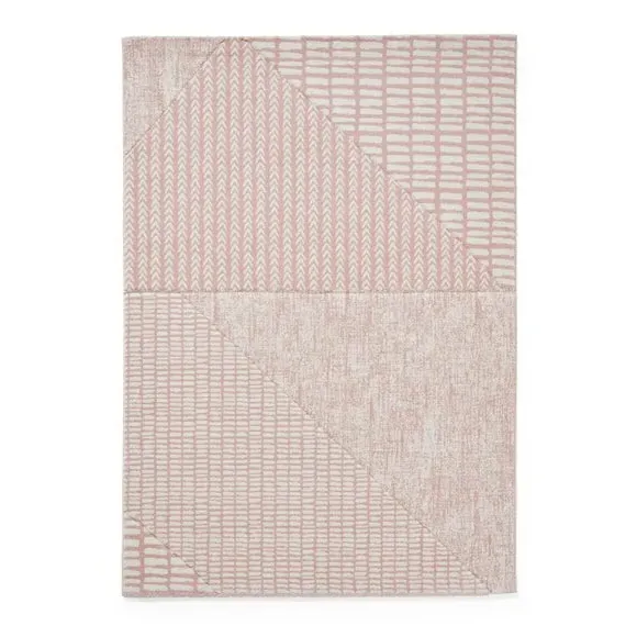 Hand-Carved Rug with Boho Pattern - Rose