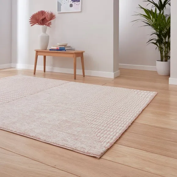 Hand-Carved Rug with Boho Pattern - Rose