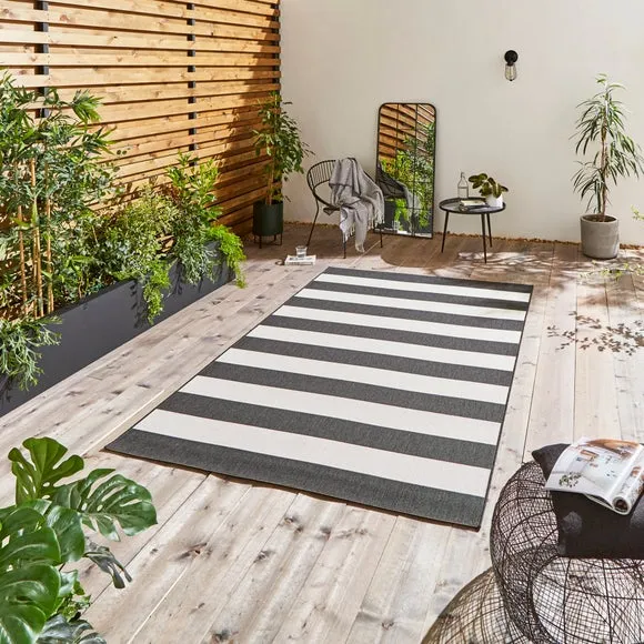 Indoor Outdoor Rug - Black, Polypropylene