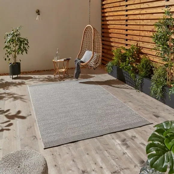 Indoor Outdoor Rug - Silver, Polypropylene