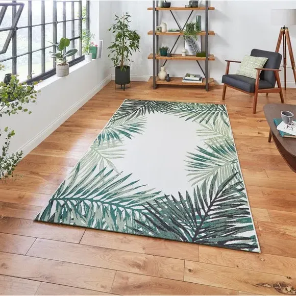 Leaf Edge Indoor Outdoor Rug - Green, Polypropylene