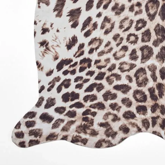 Leopard Print Rug - Brown