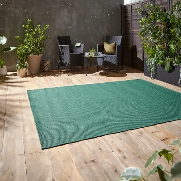 Outdoor Rug with 3D Pebble Design - Green