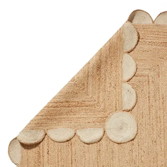 Scalloped Jute Rug - Natural