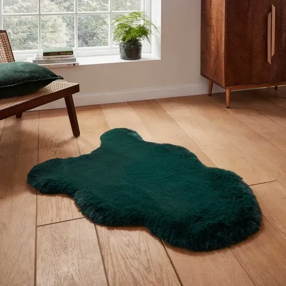 Sheepskin Shape Rug - Green, Faux Sheepskin