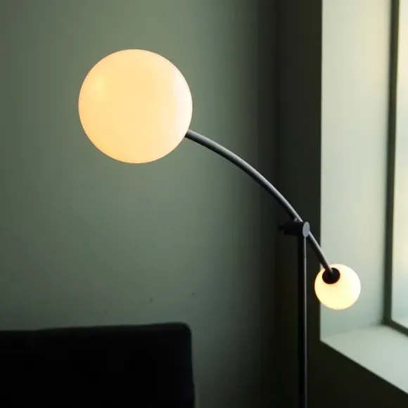 2-Light Floor Lamp with Adjustable Heads - Black