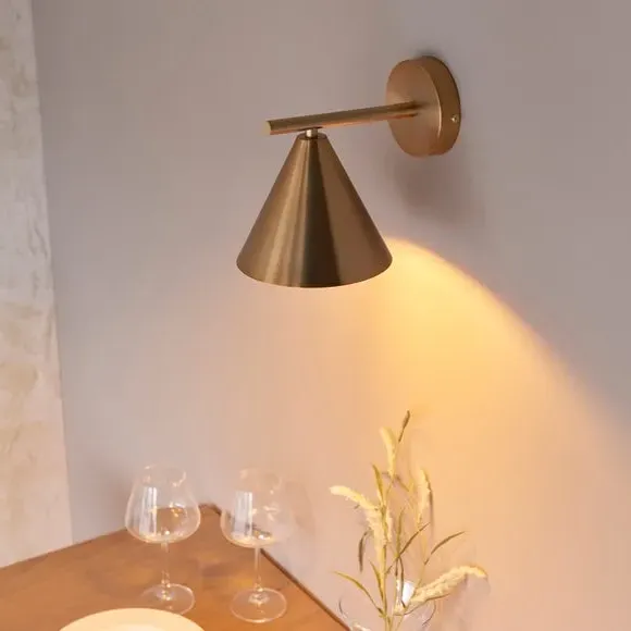 Industrial Wall Light with Adjustable Arm - Gold