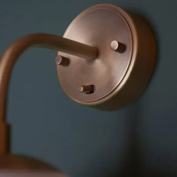 Newton Wall Light - Brass, Metal