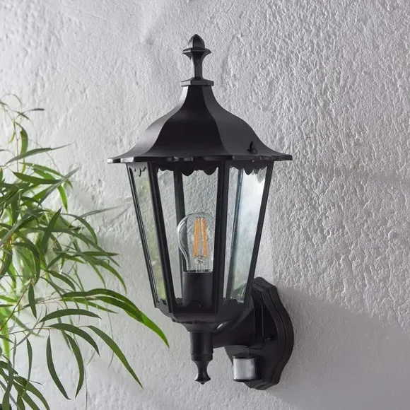 Outdoor PIR Wall Light - Black, Aluminium