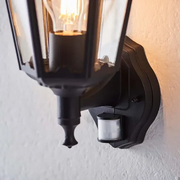 Outdoor PIR Wall Light - Black, Aluminium