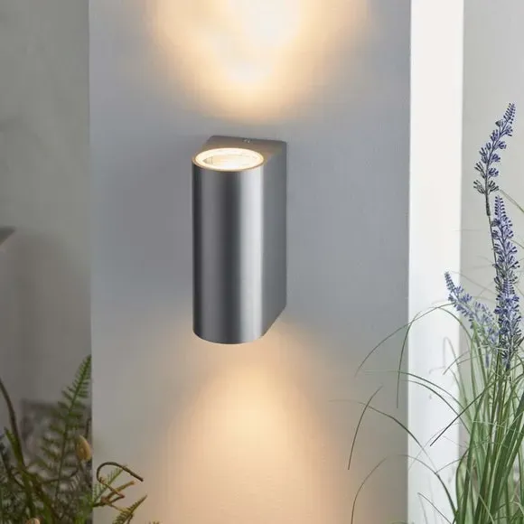 Outdoor Wall Light 2-Light Design - Silver