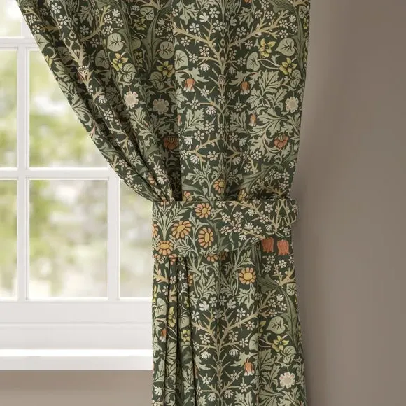 Blackthorn Curtain Tieback - Clay, Velvet image
